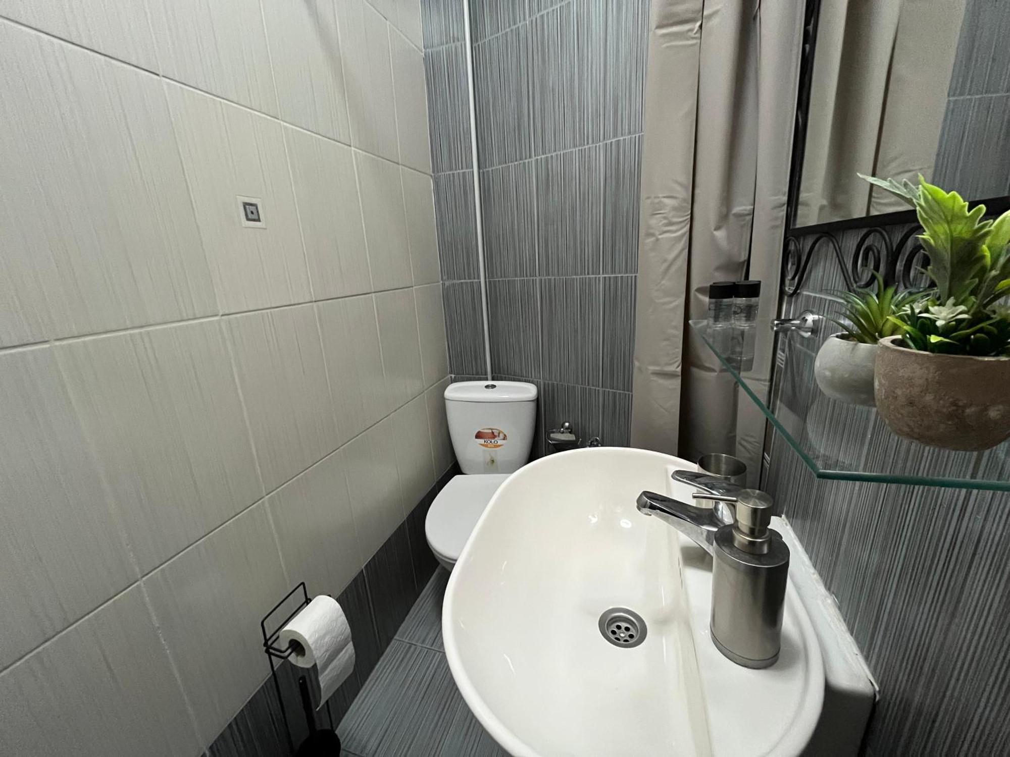 Central M - 5 Apartments Skopje Ruang foto